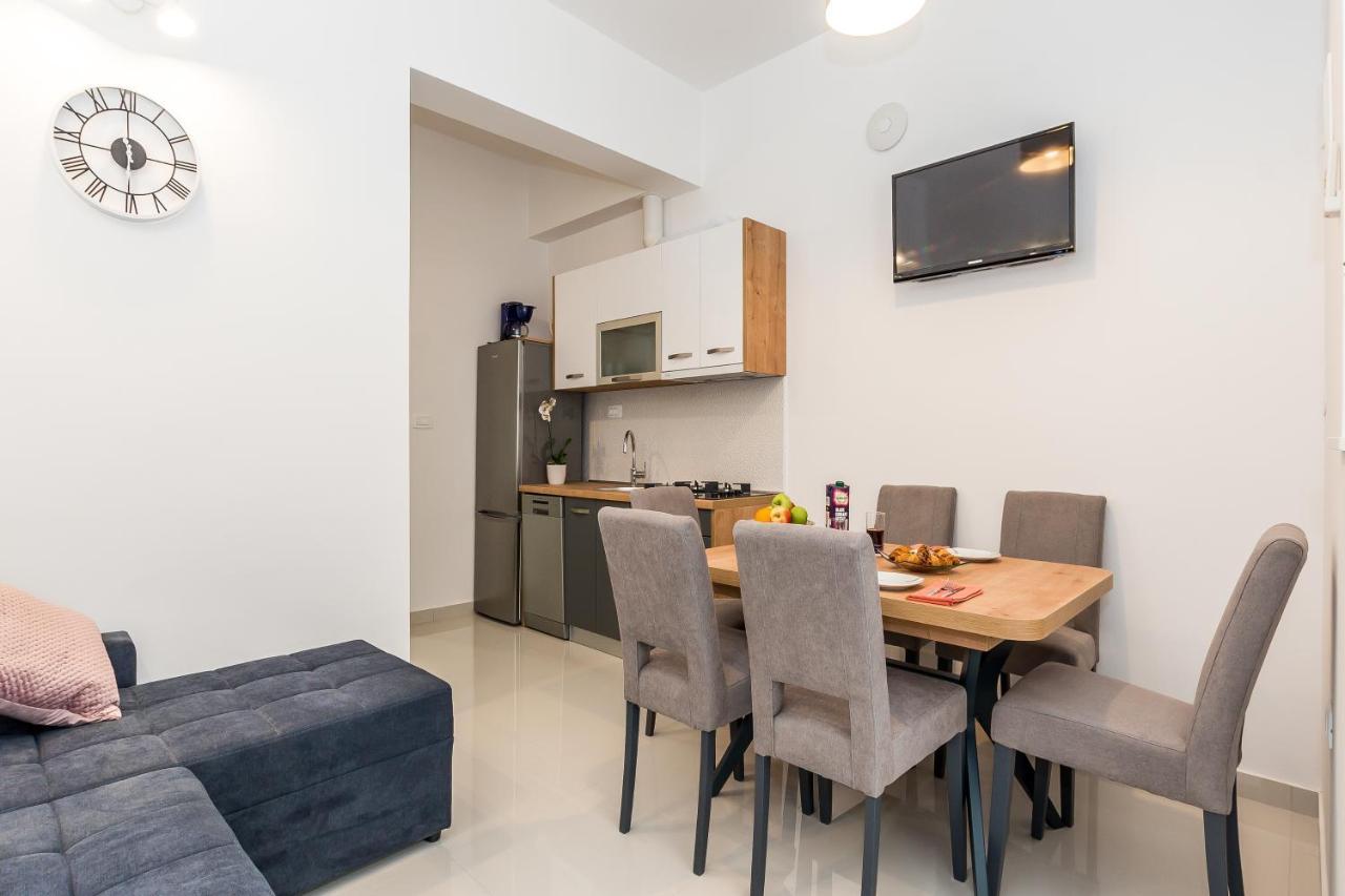Apartmani Vesna Grebaštica Exteriör bild