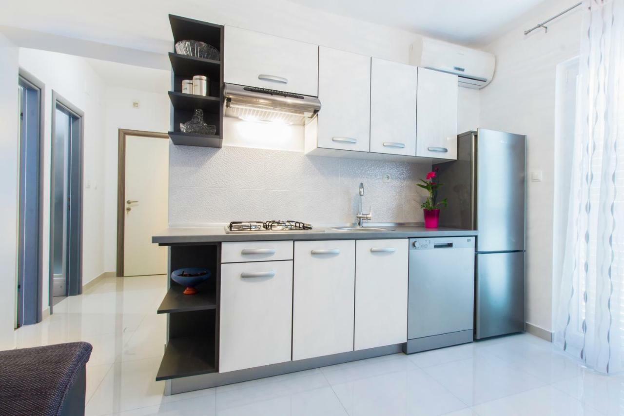 Apartmani Vesna Grebaštica Exteriör bild