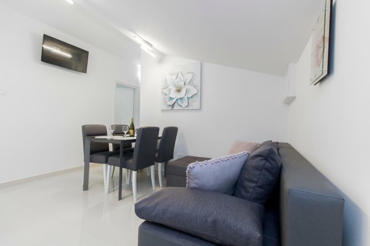 Apartmani Vesna Grebaštica Exteriör bild