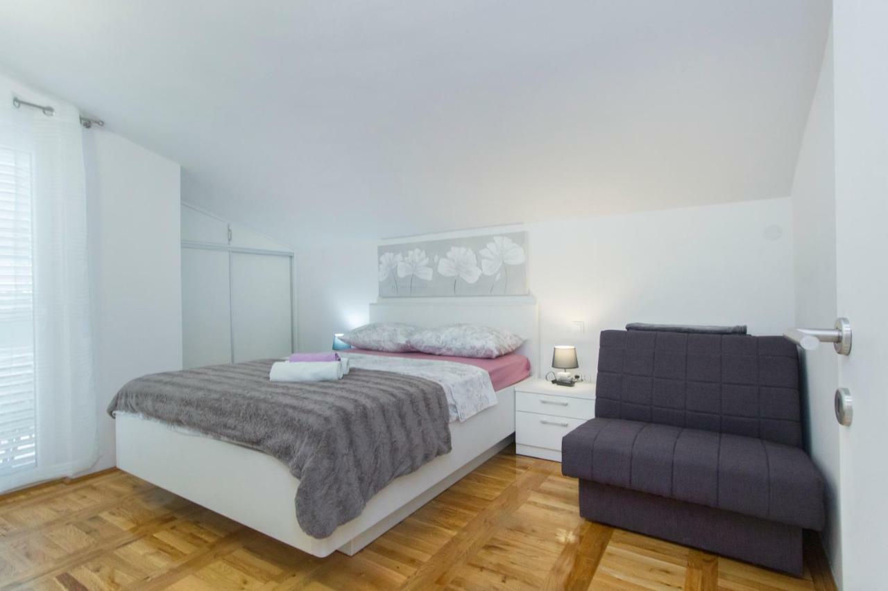 Apartmani Vesna Grebaštica Exteriör bild
